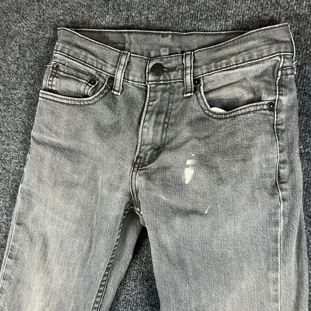 Levi's 511 Jeans Mens 28X28‎ Gray Denim Cotton Stretch Low Rise Slim Fit Travel